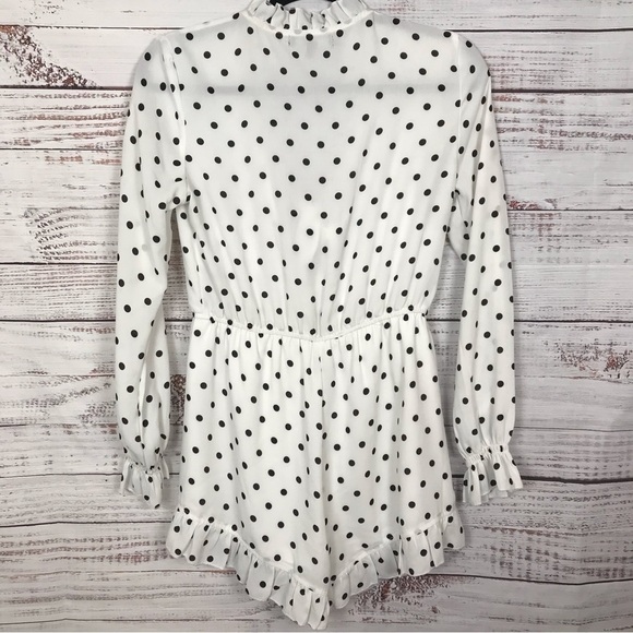 Romeo and Juliet polka Dot long sleeve size small ruffle Romper - Picture 4 of 9